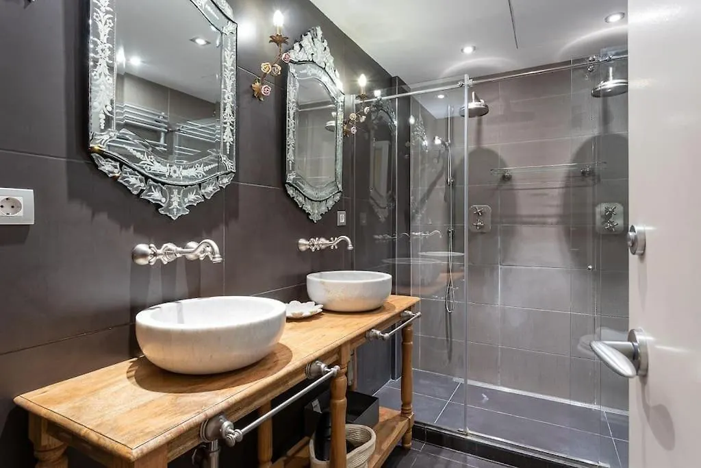 Canela Homes Barcelona Icaria 0*,